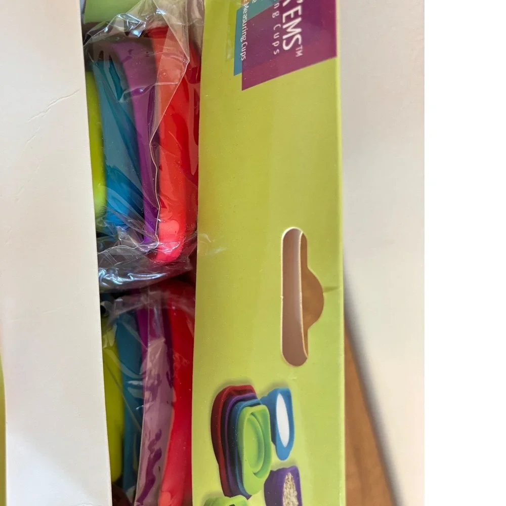 Silcook Stack Ems‎ Collapsible Silicone Measuring Cups 8 Pc Multicolor